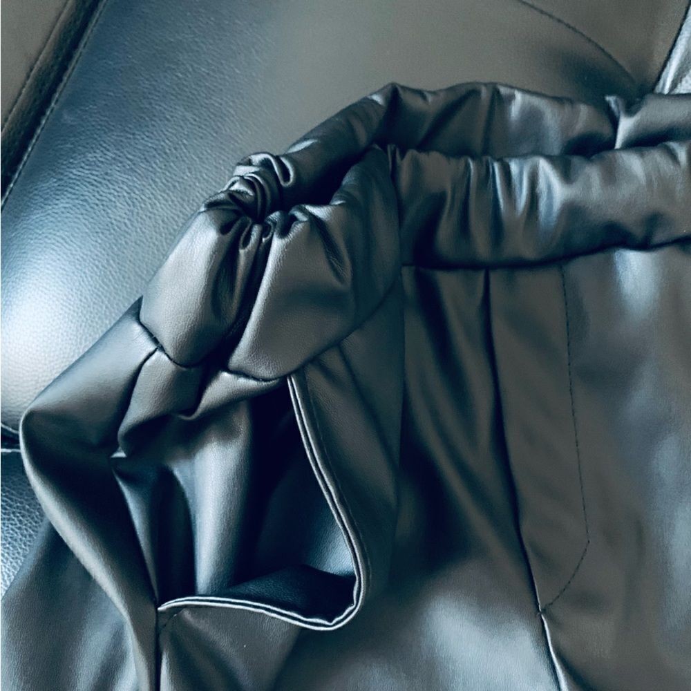 BLACK FAUX LEATHER PANTS - Picture 5 of 9